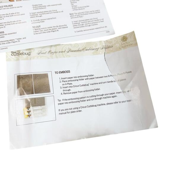 Anna Griffin Cuttlebug Embossing Folder & Die Set 4 Frames Cricut Compatible - Picture 3 of 4